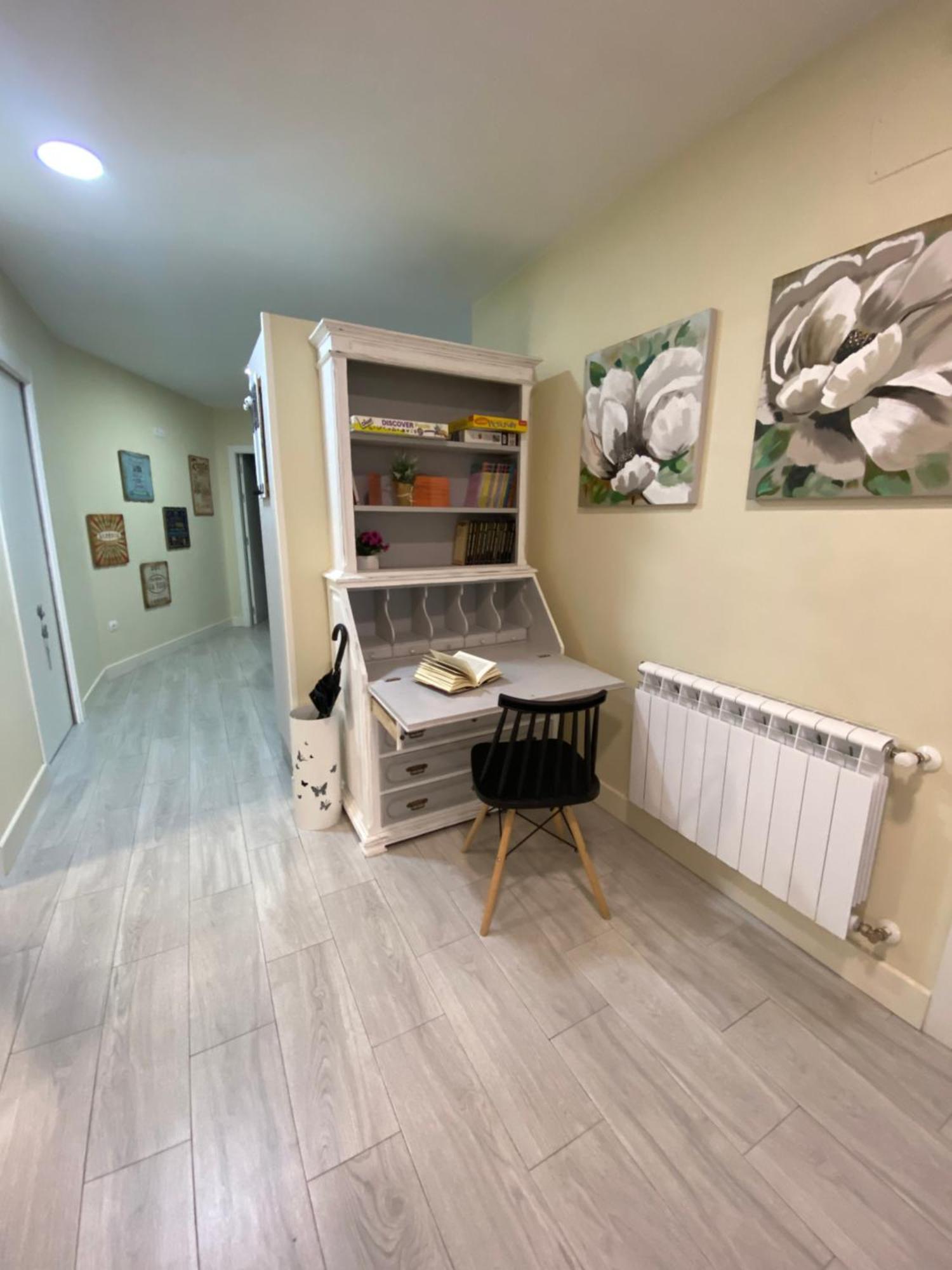 La Casa De Las Flores Ponferrada Luaran gambar