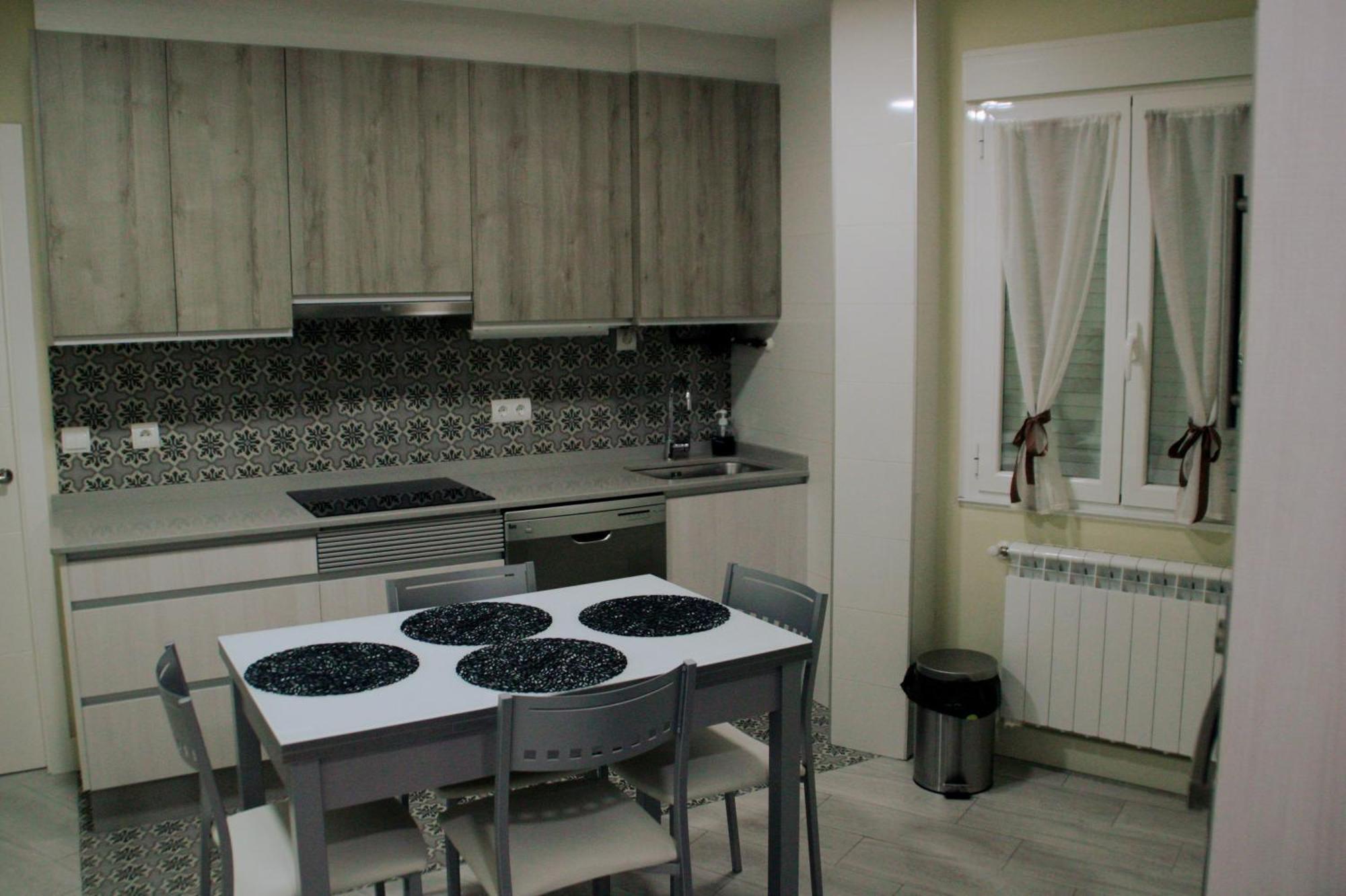 La Casa De Las Flores Ponferrada Luaran gambar